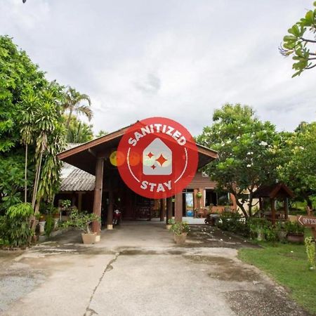 Oyo 909 Guiding Star Resort Τσιάνγκ Μάι Εξωτερικό φωτογραφία
