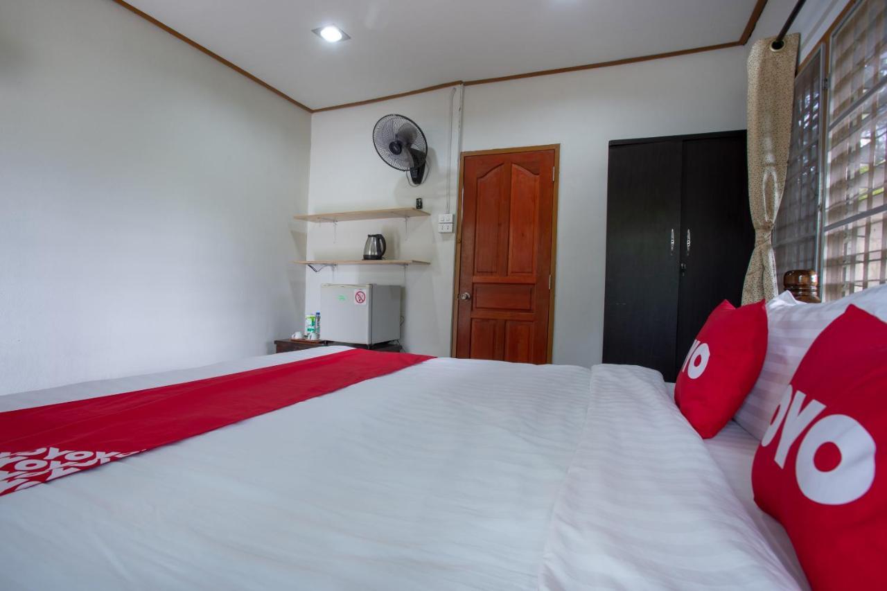 Oyo 909 Guiding Star Resort Τσιάνγκ Μάι Εξωτερικό φωτογραφία