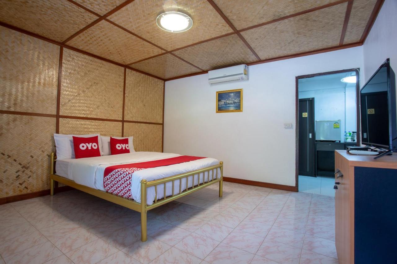 Oyo 909 Guiding Star Resort Τσιάνγκ Μάι Εξωτερικό φωτογραφία