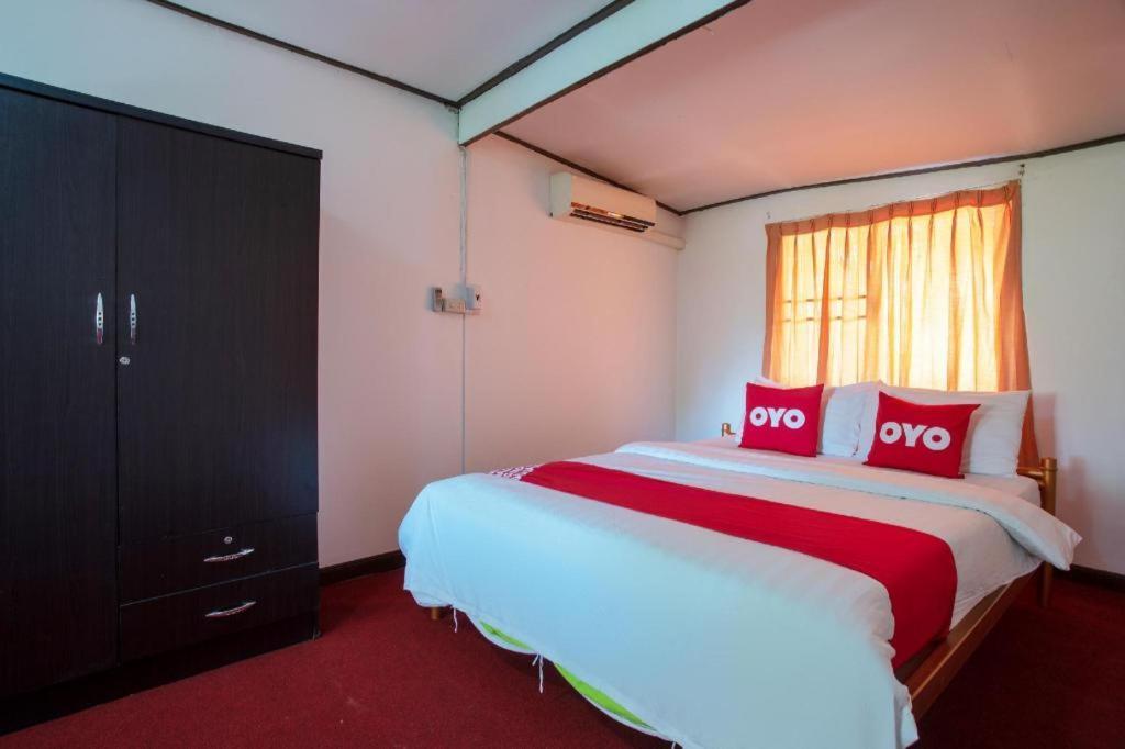 Oyo 909 Guiding Star Resort Τσιάνγκ Μάι Εξωτερικό φωτογραφία