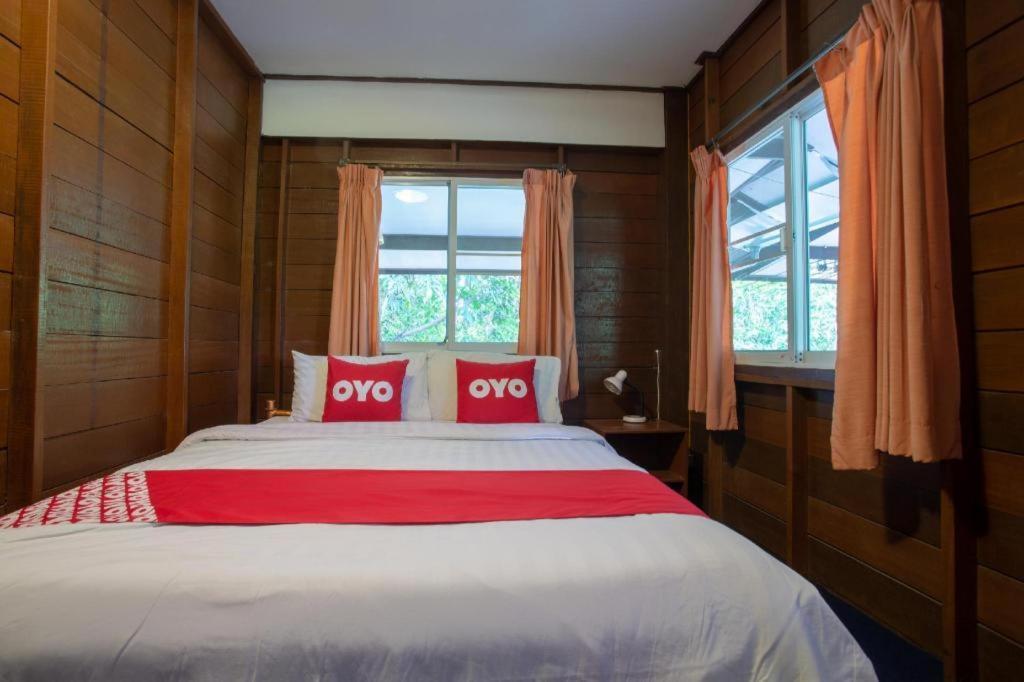 Oyo 909 Guiding Star Resort Τσιάνγκ Μάι Εξωτερικό φωτογραφία