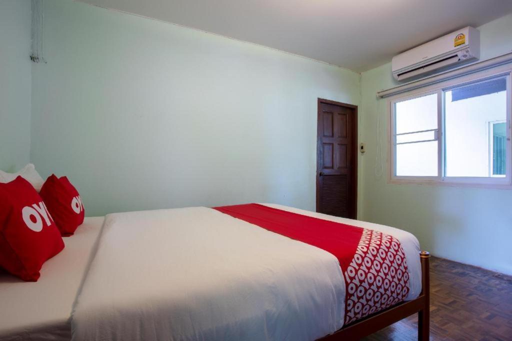 Oyo 909 Guiding Star Resort Τσιάνγκ Μάι Εξωτερικό φωτογραφία
