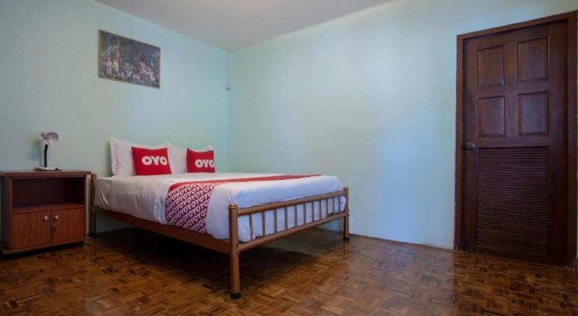 Oyo 909 Guiding Star Resort Τσιάνγκ Μάι Εξωτερικό φωτογραφία