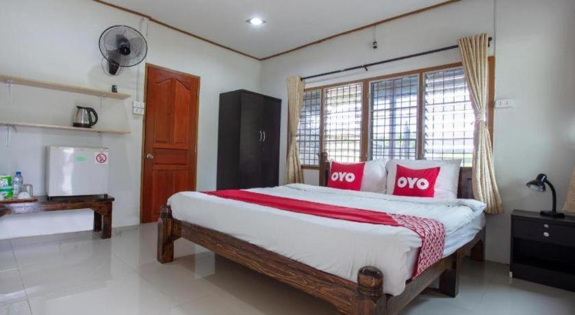 Oyo 909 Guiding Star Resort Τσιάνγκ Μάι Εξωτερικό φωτογραφία