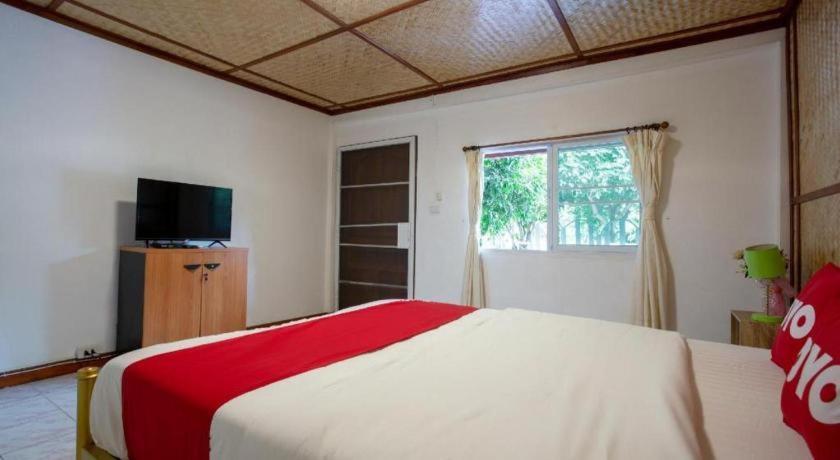 Oyo 909 Guiding Star Resort Τσιάνγκ Μάι Εξωτερικό φωτογραφία