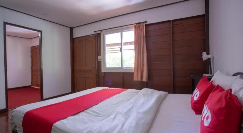 Oyo 909 Guiding Star Resort Τσιάνγκ Μάι Εξωτερικό φωτογραφία