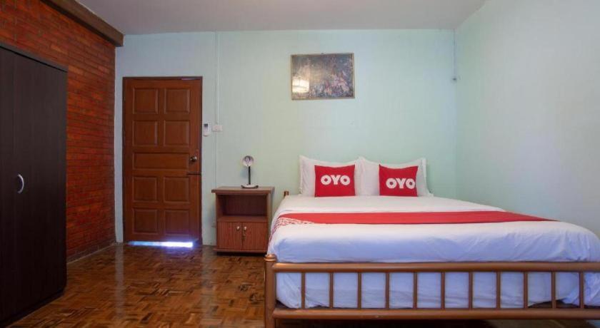 Oyo 909 Guiding Star Resort Τσιάνγκ Μάι Εξωτερικό φωτογραφία