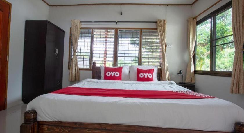 Oyo 909 Guiding Star Resort Τσιάνγκ Μάι Εξωτερικό φωτογραφία
