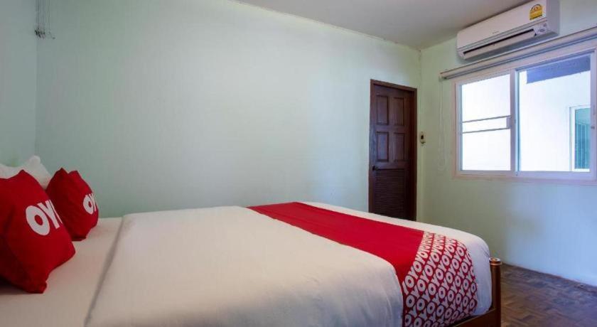 Oyo 909 Guiding Star Resort Τσιάνγκ Μάι Εξωτερικό φωτογραφία